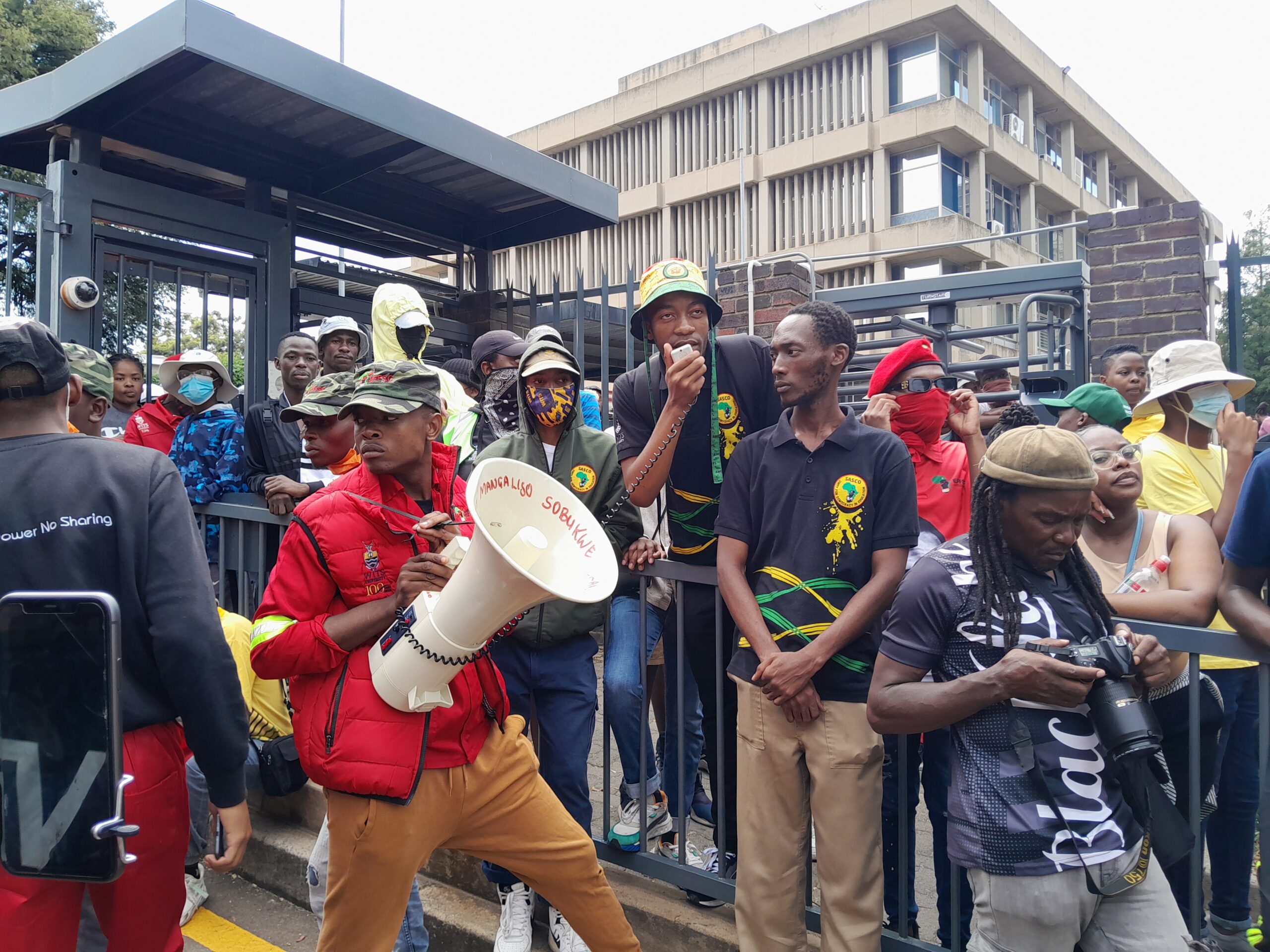 Wits Students Protest Against Financial Exclusion – Elitsha